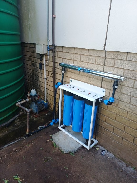 Water filtration installation